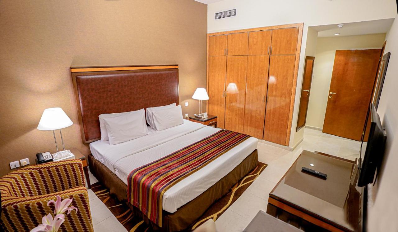 דובאי Xclusive Hotel Apartments מראה חיצוני תמונה