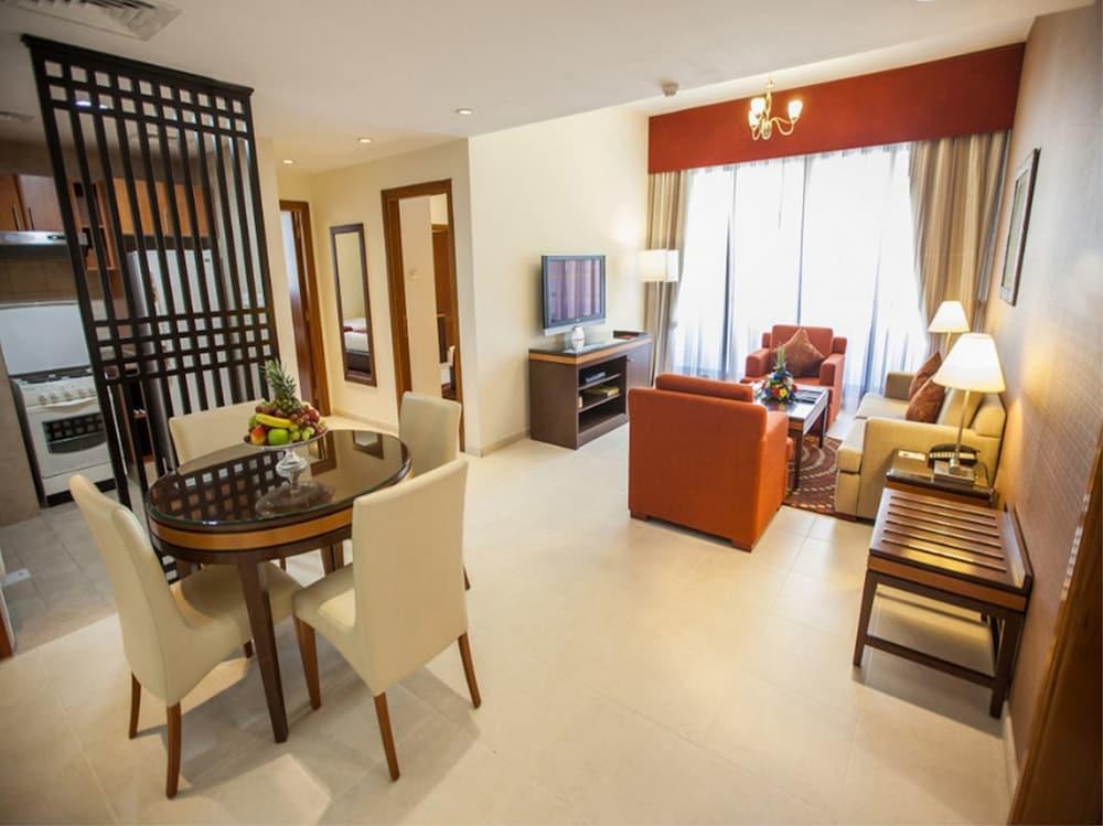 דובאי Xclusive Hotel Apartments מראה חיצוני תמונה