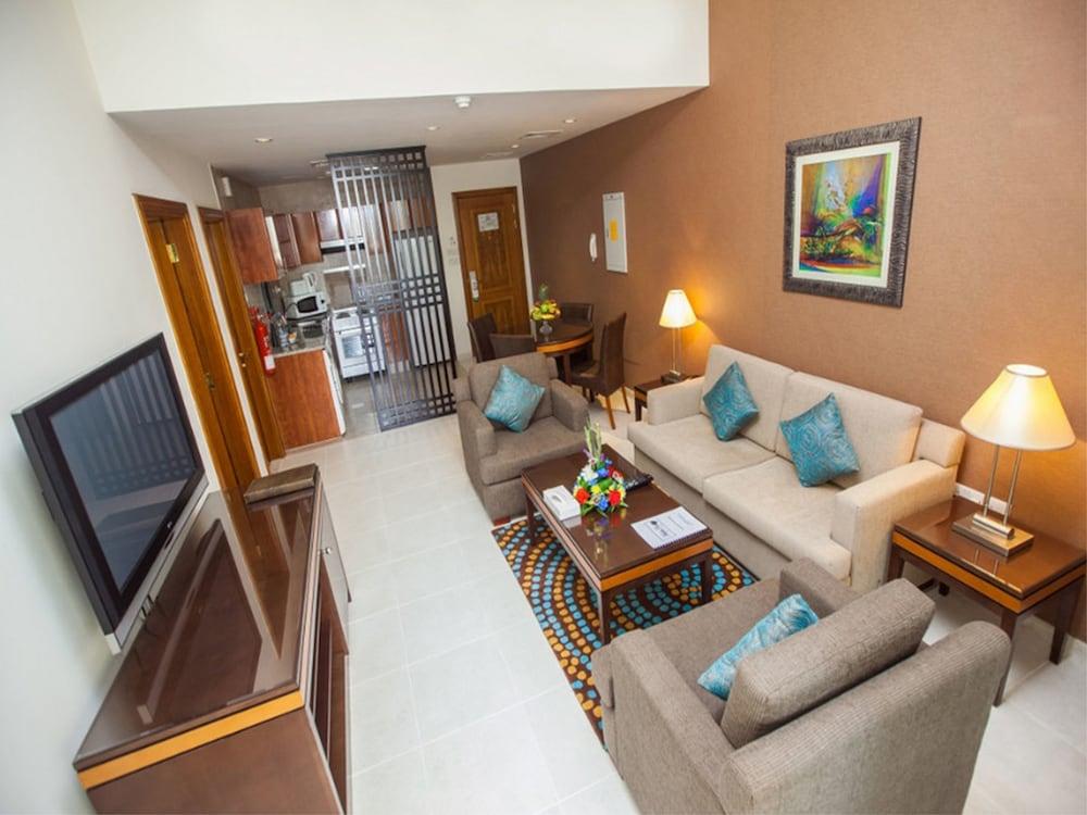 דובאי Xclusive Hotel Apartments מראה חיצוני תמונה